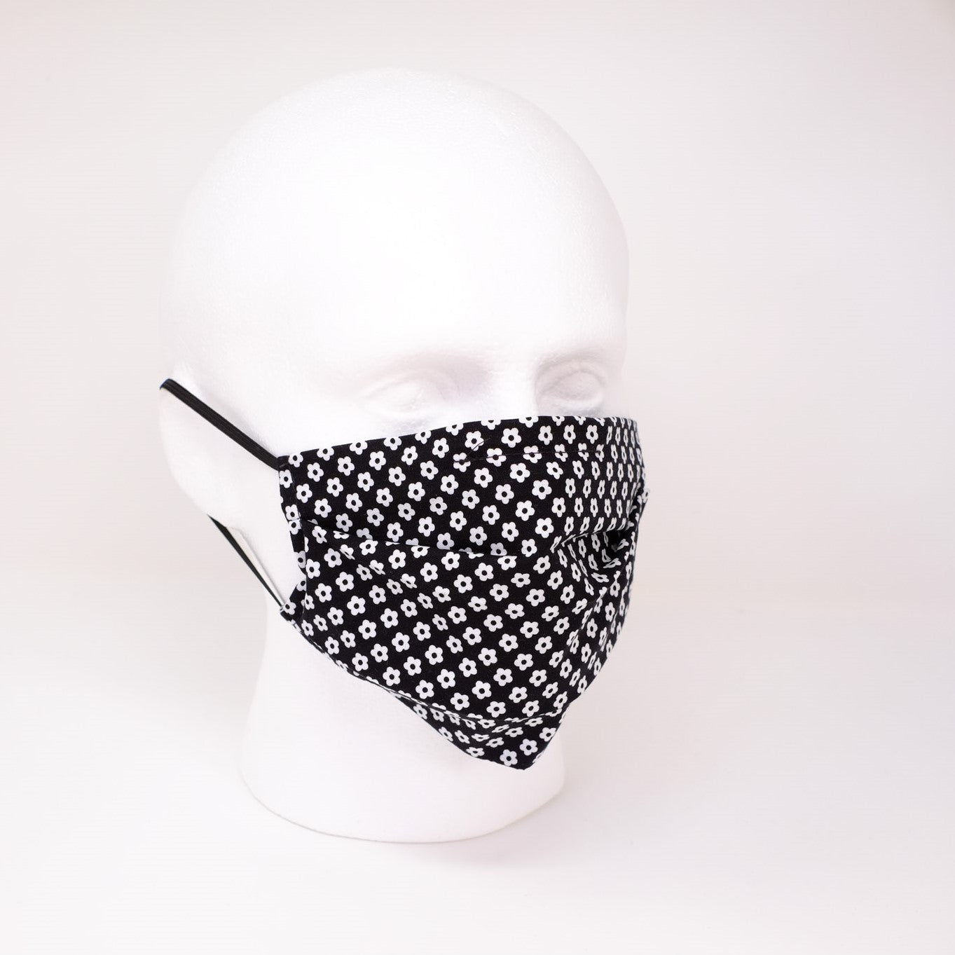 Geo Flower Black Pleated Face Mask