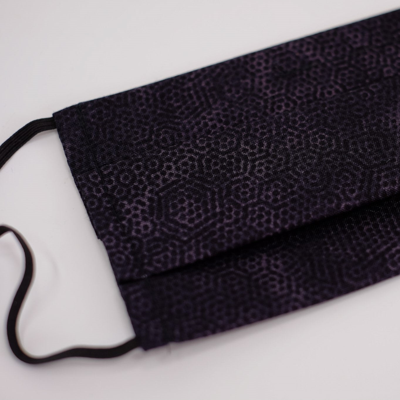 Hex Black Pleated Face Mask