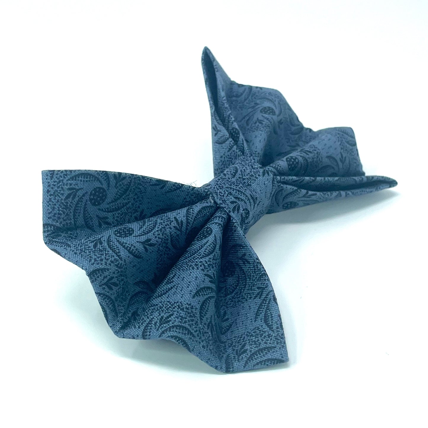 Hamilton Dog Bow