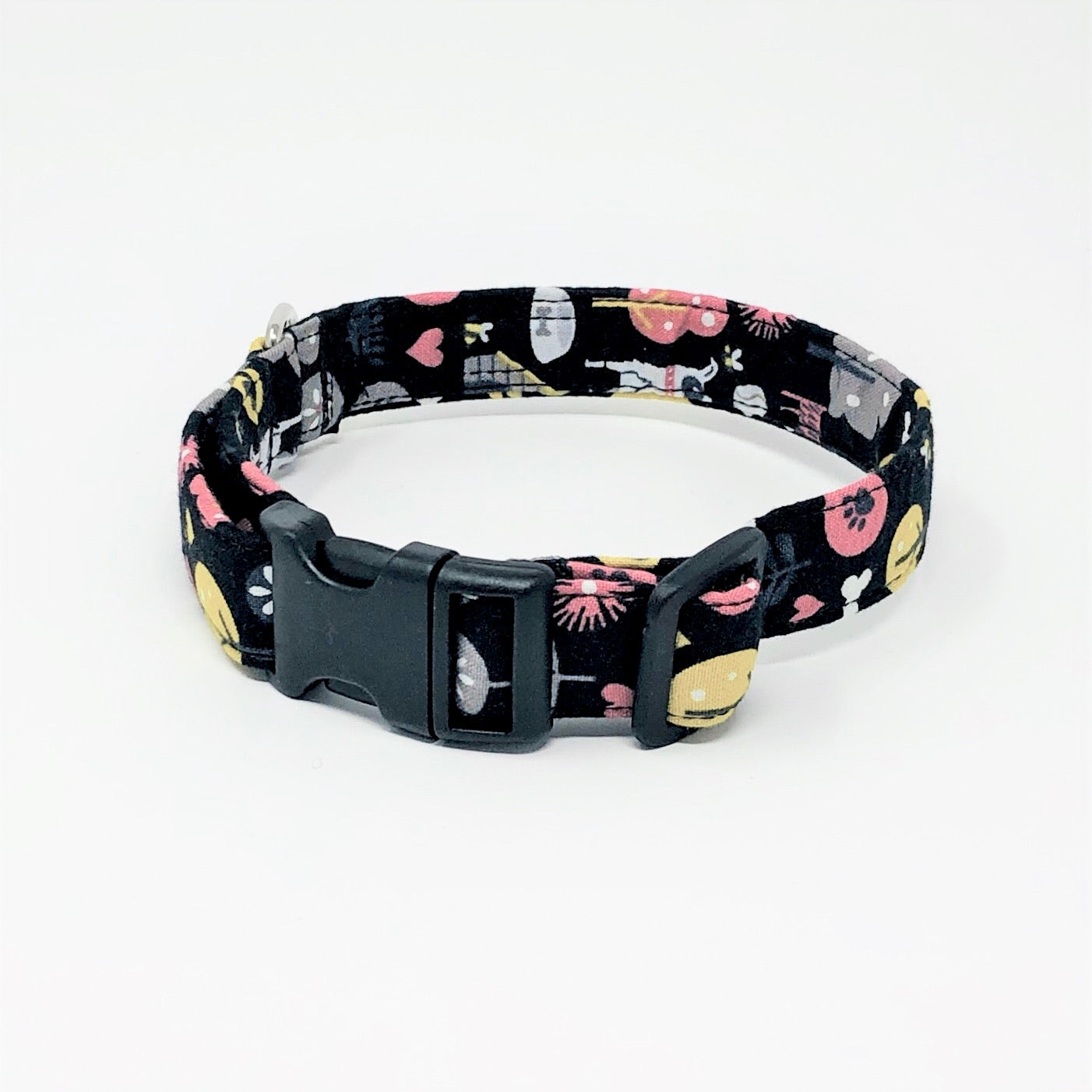 Black Dog Dog Collar