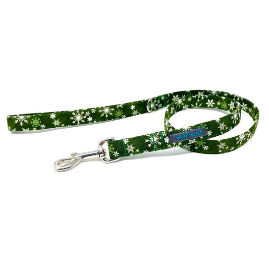 Let It Snow Green Dog Lead