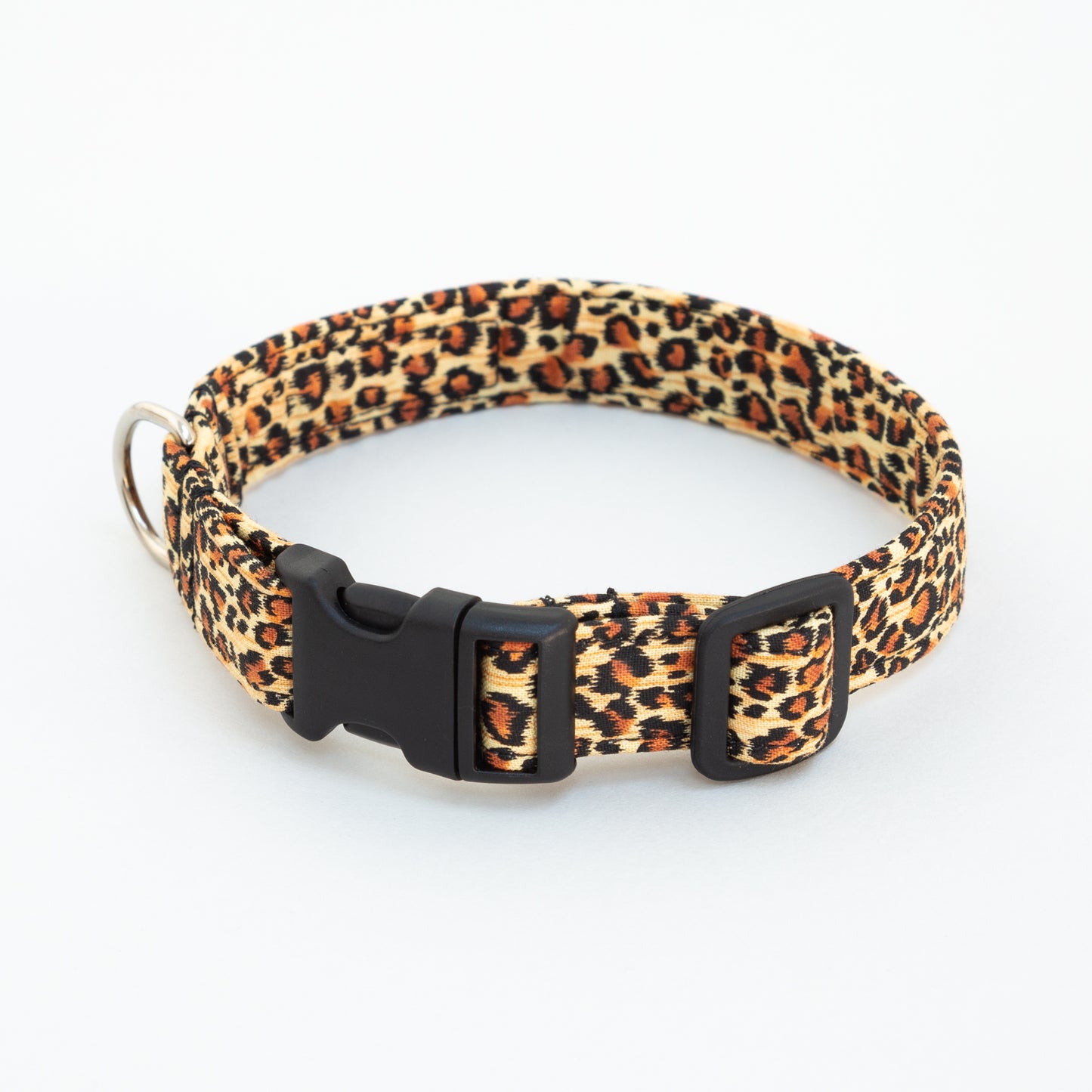 leopard print collar - animal print